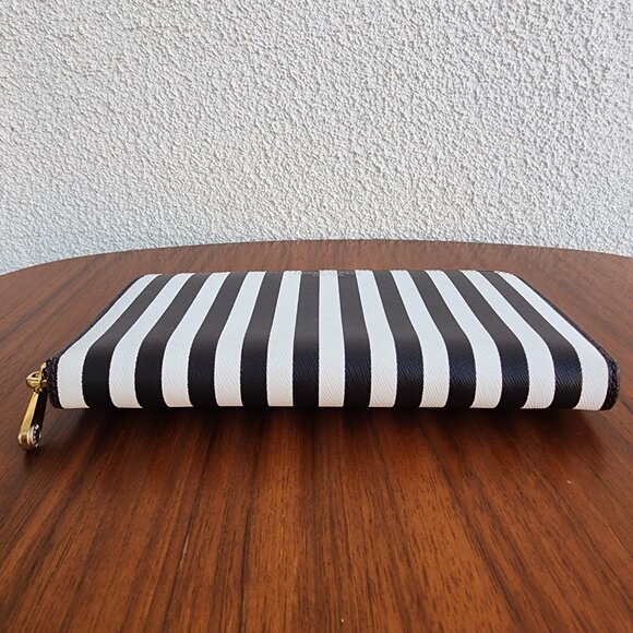 🔴SOLD🔴NWOT Henri Bendel Centennial Stripe Zip Around Wallet with Dustbag - Picture 4 of 11